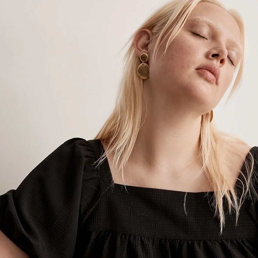 Madewell Etched Stars Drop Earrings - Picture 2 of 3